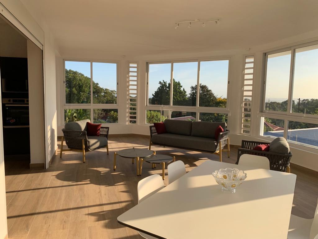 Apartment 5 pièces · 160.00 m² à Petit bourg