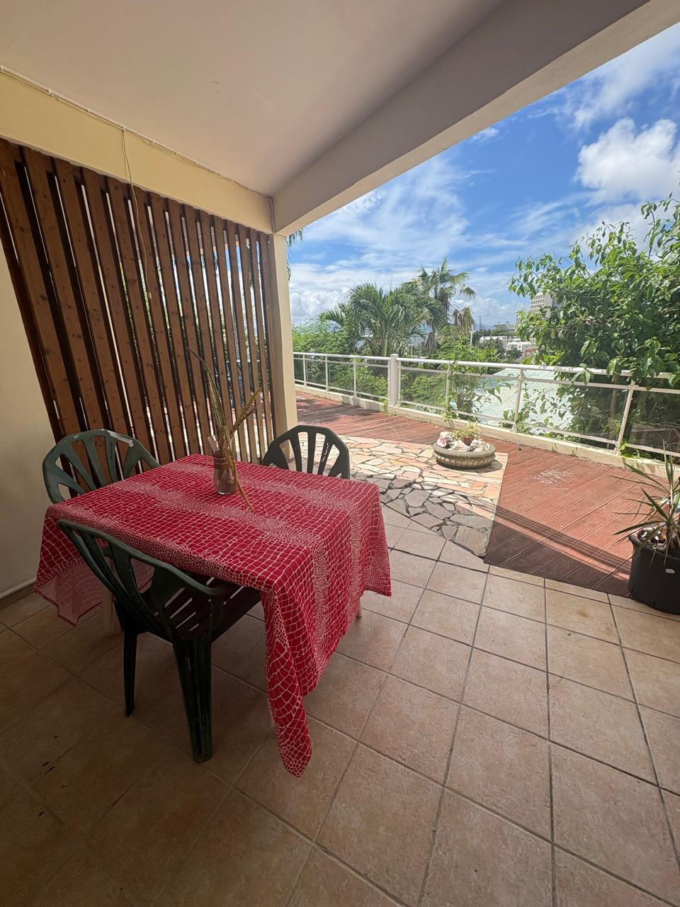 Studio à louer à Le gosier, 28 m², 1 pièce – photo 2 sur 9
