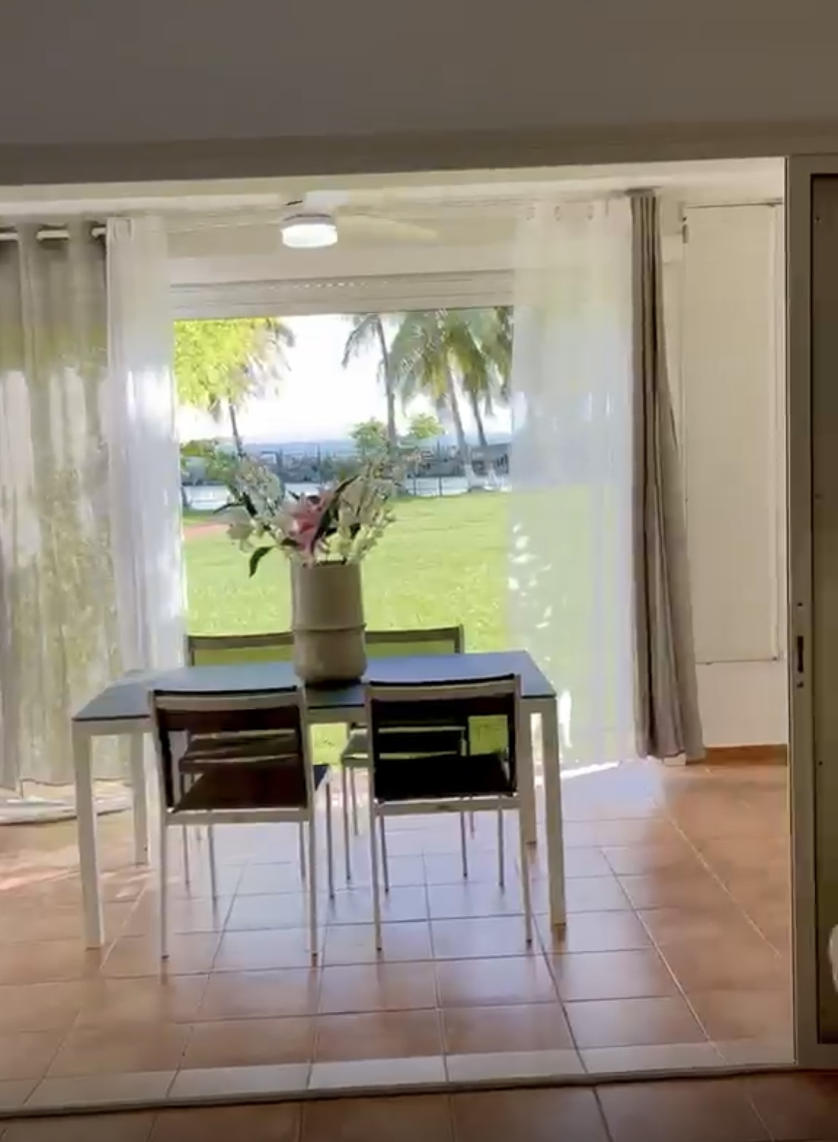 Apartment 2 pièces · 44.00 m² à Le gosier